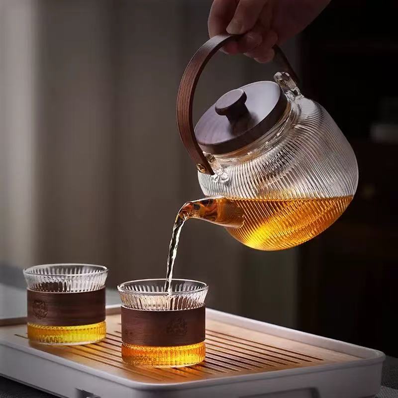 Vertical striped teapot
