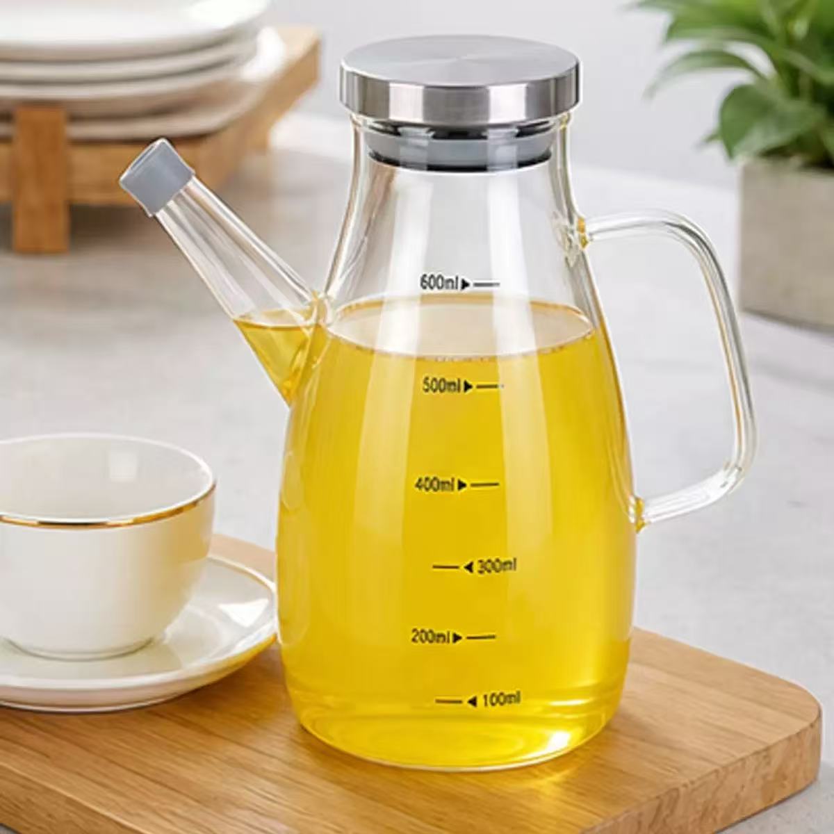 Leaf oil pot