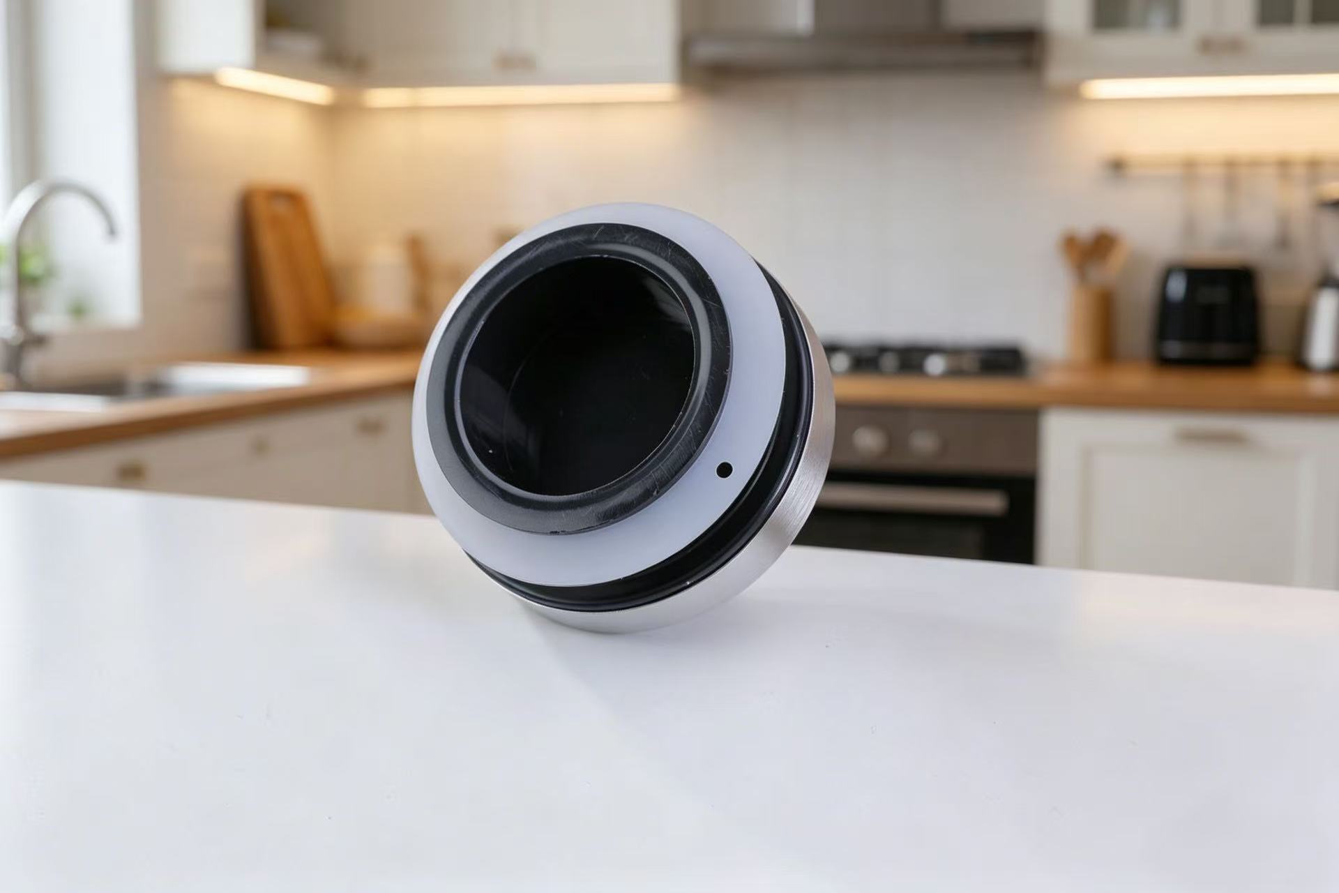 Straight oil pot