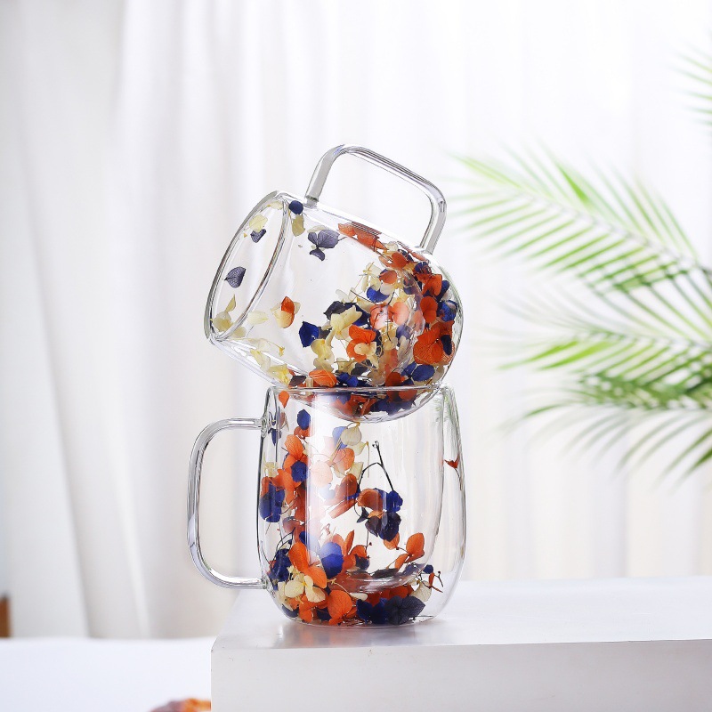Customizable capacity for dried flowers
