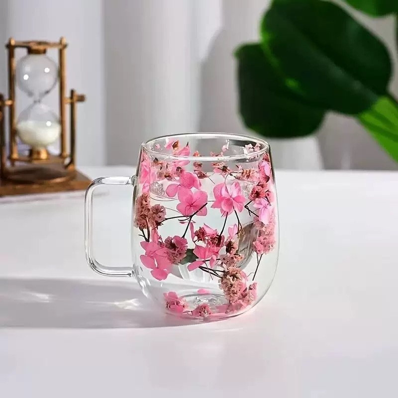 Customizable capacity for dried flowers